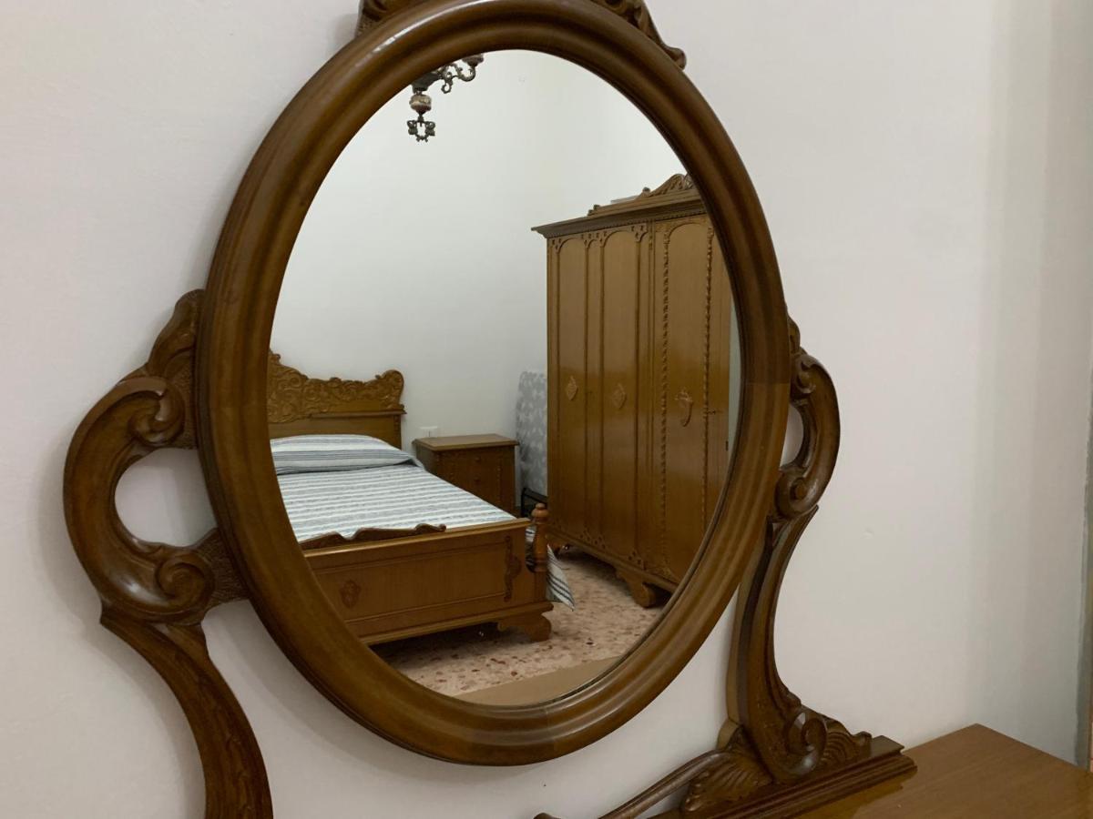 דירות קוסטונאצ'י Li Vigni House מראה חיצוני תמונה
