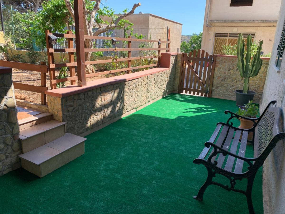 דירות קוסטונאצ'י Li Vigni House מראה חיצוני תמונה
